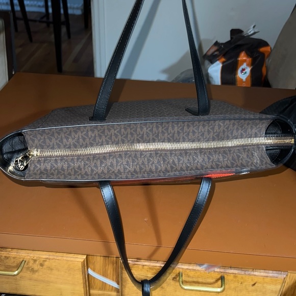 Michael Michael Kors Brown/Black/Orange Large Sinclair Logo Tape Tote - Picture 12 of 12